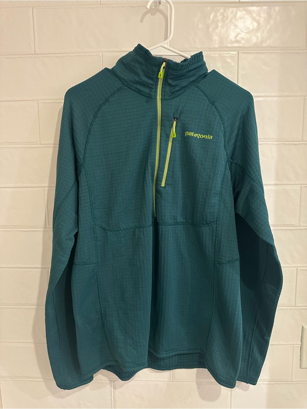 Patagonia R1 Pullover Mens Medium Green Polartec Power Dry Grid Fleece 40109